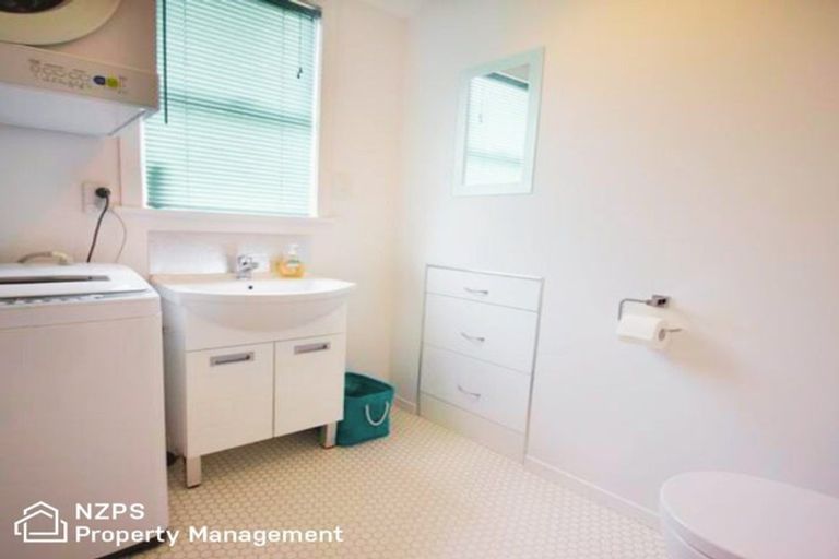 Photo of property in 67a Manor Place, Dunedin Central, Dunedin, 9016