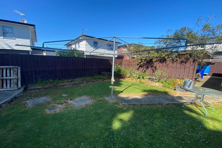 Photo of property in 110 Walmsley Road, Favona, Auckland, 2024
