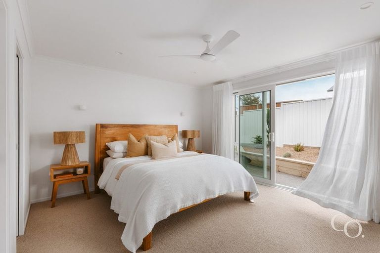 Photo of property in 1 Brendan Close, Omokoroa, 3114