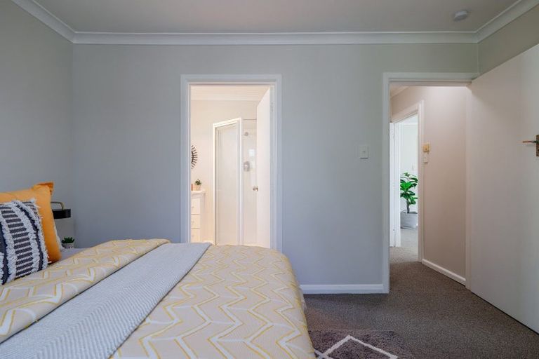 Photo of property in 14 Napier Road, Terrace End, Palmerston North, 4410