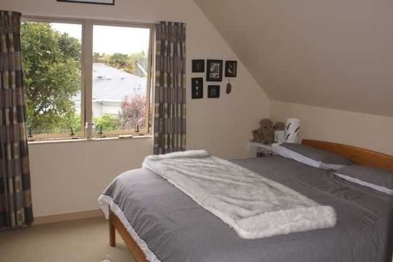 Photo of property in 68 Marne Street, Hokowhitu, Palmerston North, 4410