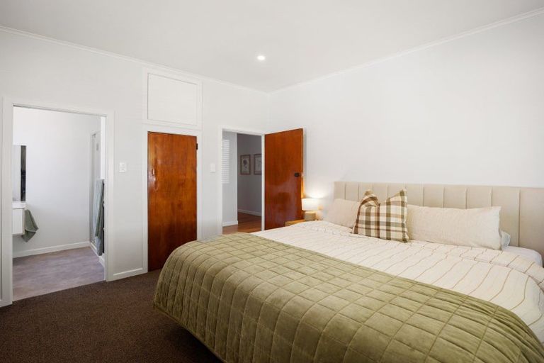 Photo of property in 18 Olwyn Terrace, Dinsdale, Hamilton, 3204