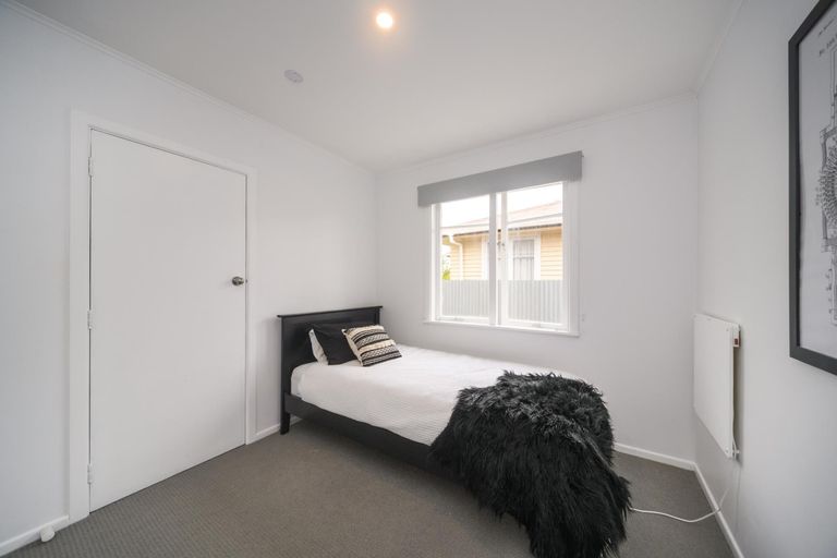 Photo of property in 17 Peters Avenue, Cloverlea, Palmerston North, 4412