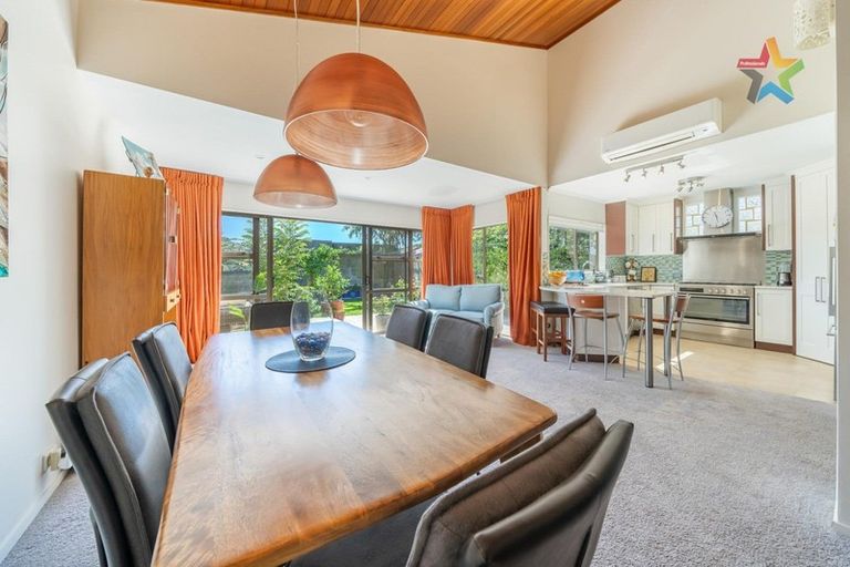 Photo of property in 27 Holyoake Crescent, Avalon, Lower Hutt, 5011