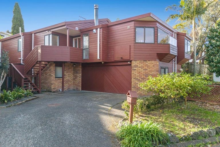 Photo of property in 2/8 Antrim Grove, Bayview, Auckland, 0629