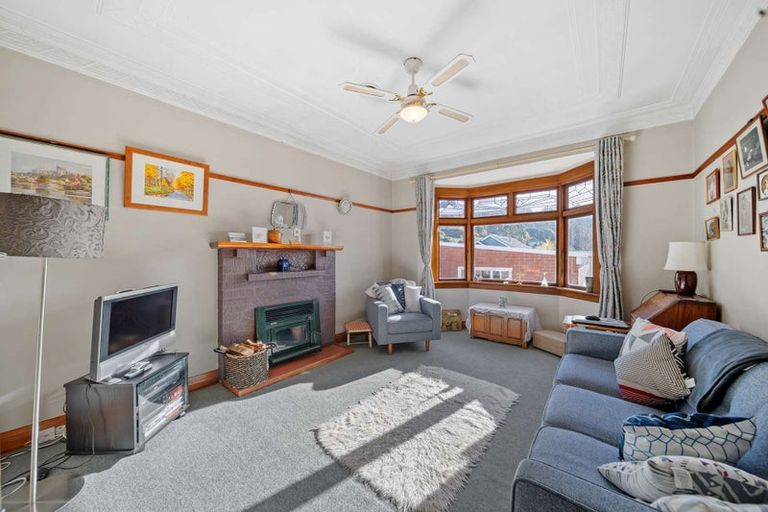 Photo of property in 37 Glenelg Street, Bradford, Dunedin, 9011