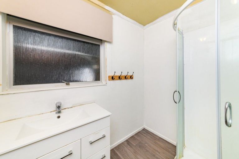 Photo of property in 89 Wikiriwhi Crescent, Awapuni, Palmerston North, 4412