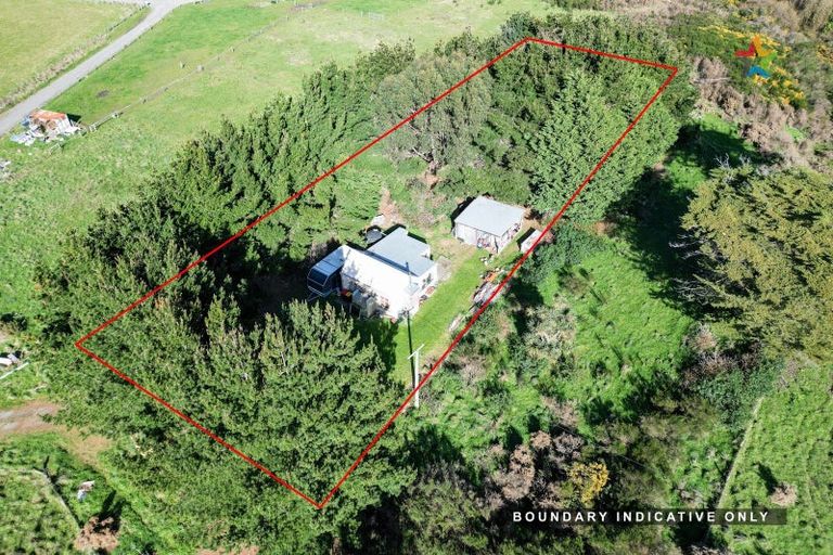 Photo of property in 41 Herrick Road, Orepuki, Riverton, 9881