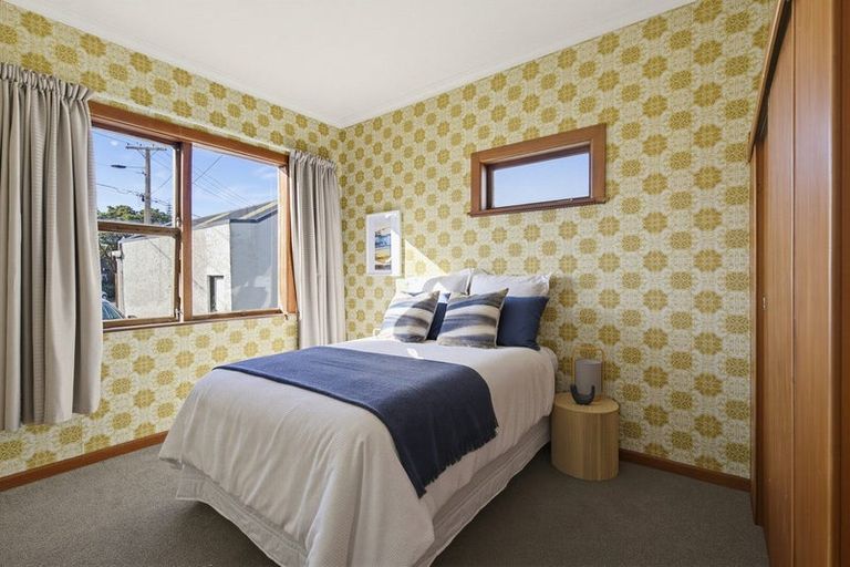 Photo of property in 94 Kauri Street, Miramar, Wellington, 6022