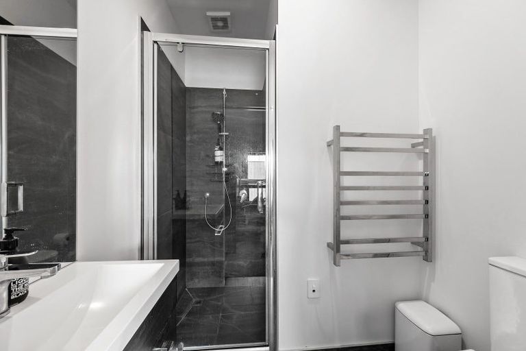 Photo of property in 4c Ferry Road, Days Bay, Lower Hutt, 5013