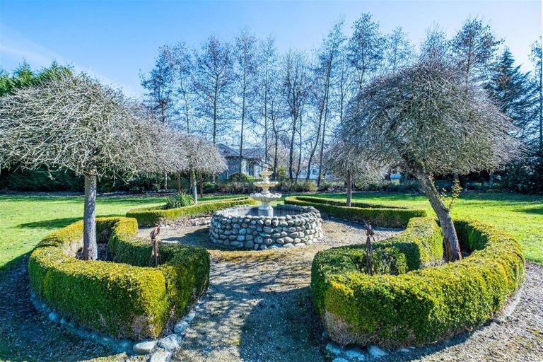 Photo of property in Warburton House, 31 Fairlie-tekapo Road, Fairlie, 7925