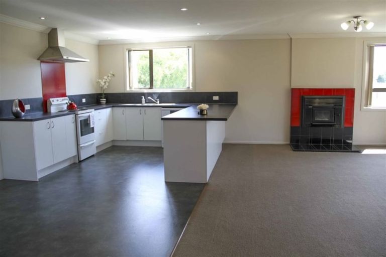 Photo of property in 7 Papatotara Road, Tuatapere, 9620