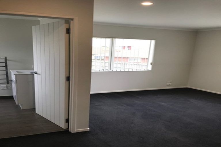 Photo of property in 13 Koko Mews, Mangere Bridge, Auckland, 2022
