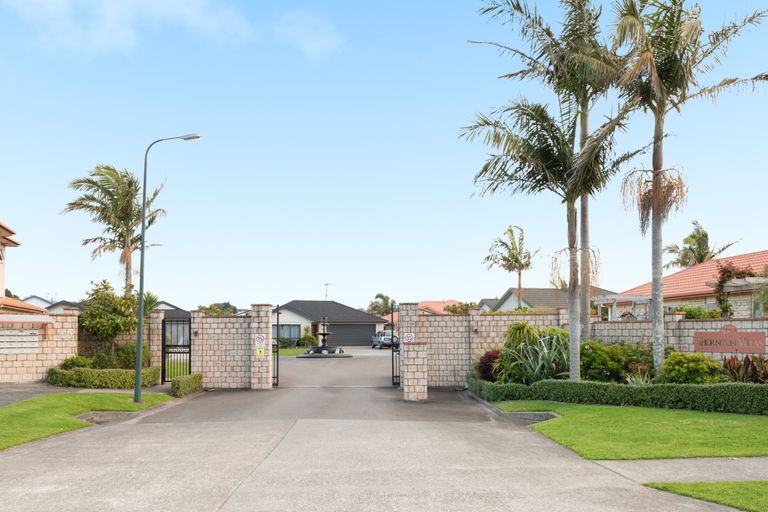 Photo of property in 10/100 Millers Road, Brookfield, Tauranga, 3110