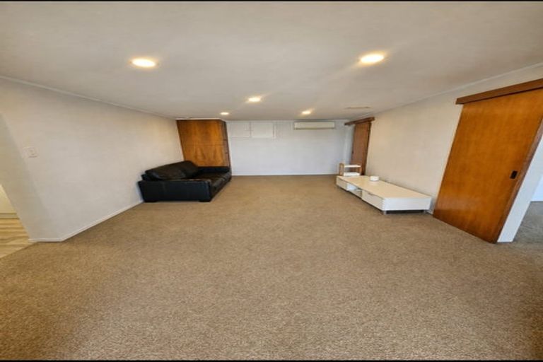 Photo of property in 74 Churchill Road, Cockle Bay, Auckland, 2014