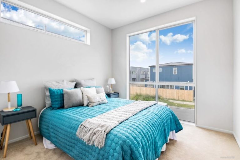 Photo of property in 47 Lockheed Street, Hobsonville, Auckland, 0618