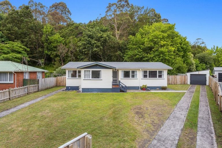 Photo of property in 4 Forbes Place, Kawerau, 3127