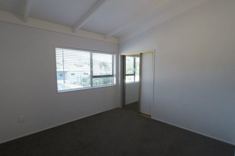 Photo of property in 10 Stuart Place, Blagdon, New Plymouth, 4310