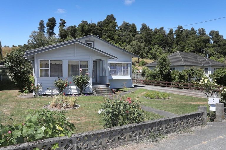 Photo of property in 28 Mataroa Road, Taihape, 4720