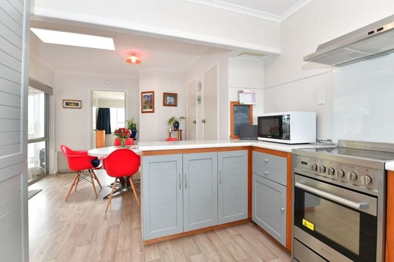 Photo of property in 1250 Whangaparaoa Road, Gulf Harbour, Whangaparaoa, 0930