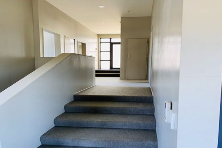 Photo of property in 72a Sheridan Terrace, Johnsonville, Wellington, 6037