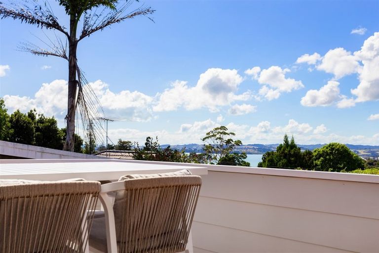 Photo of property in 21a Alexander Street, Cockle Bay, Auckland, 2014