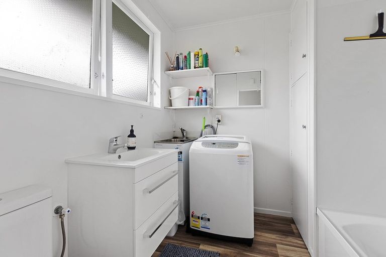 Photo of property in 3/22 Park Avenue, Titahi Bay, Porirua, 5022