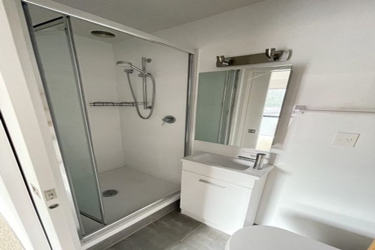 Photo of property in 5 Kanona Way, Albany Heights, Auckland, 0632