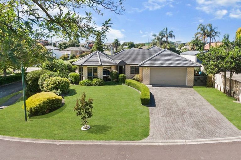 Photo of property in 1 Robinia Place, Ohauiti, Tauranga, 3112