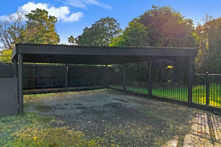 Photo of property in 5 Glenbrook Road, Karaka, Papakura, 2580