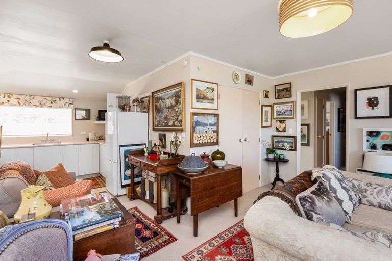 Photo of property in 9/180 Charles Street, Westshore, Napier, 4110