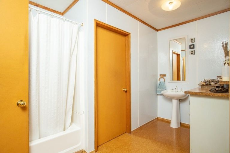 Photo of property in 46b Burnetts Road, Upper Plain, Masterton, 5888