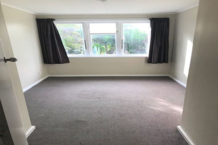 Photo of property in 90 Holland Road, Fairfield, Hamilton, 3214