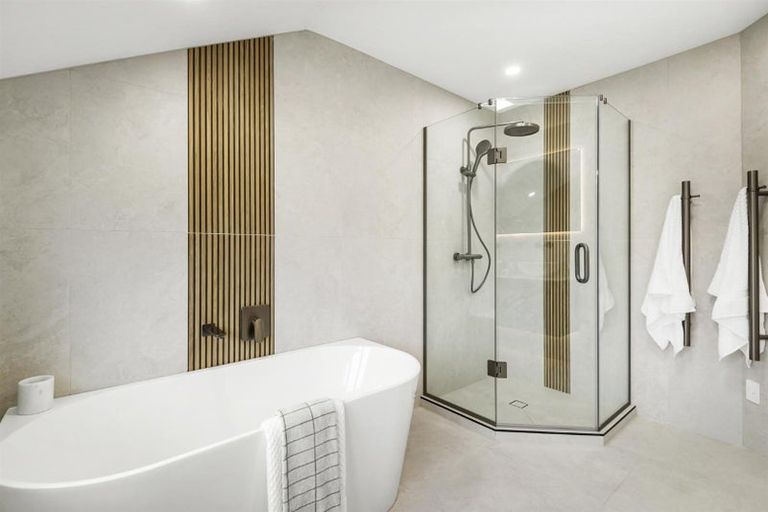 Photo of property in 106 Landing Drive, Albany, Auckland, 0632
