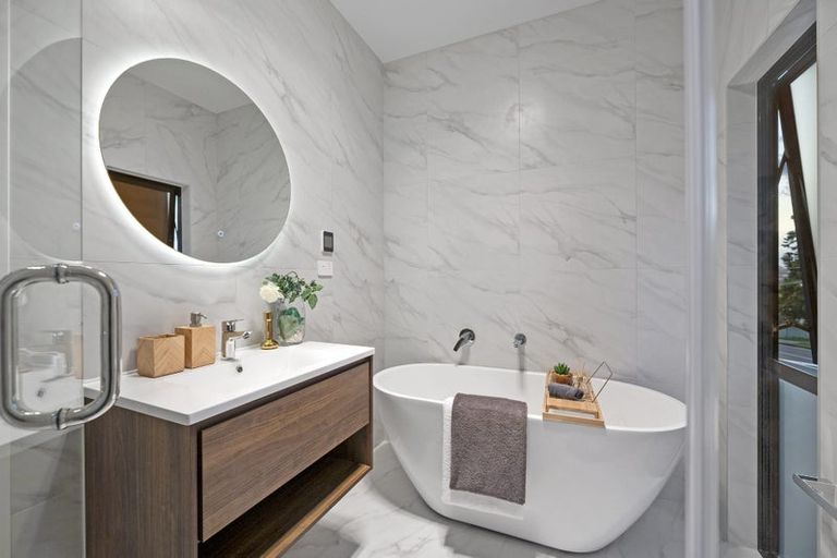 Photo of property in 41a Sunnynook Road, Forrest Hill, Auckland, 0620