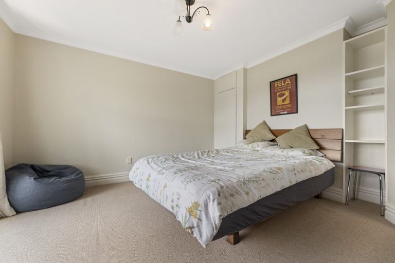 Photo of property in 22 Shandon Street, Roseneath, Port Chalmers, 9023
