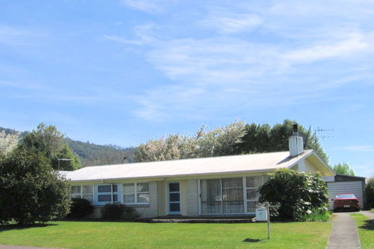 Photo of property in 37 Alison Street, Mangakakahi, Rotorua, 3015
