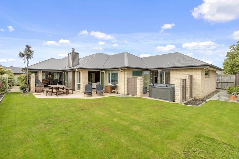 Photo of property in 37 Longspur Avenue, Wigram, Christchurch, 8025