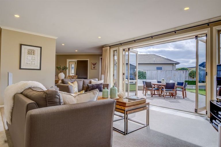 Photo of property in 14 The Peninsula, Huntington, Hamilton, 3210