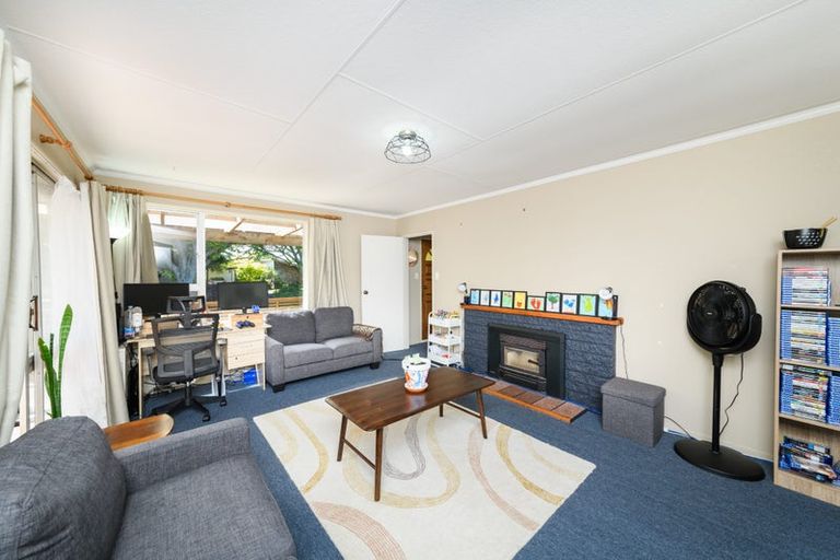 Photo of property in 16 Carter Crescent, Awapuni, Palmerston North, 4412