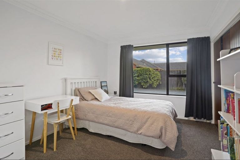 Photo of property in 14 Melissa Place, Burnside, Christchurch, 8042