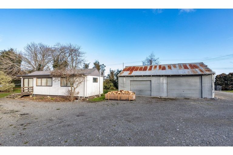 Photo of property in 2208 Old West Coast Road, Kirwee, Christchurch, 7671