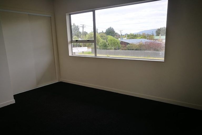 Photo of property in 14 Pompolona Street, Te Anau, 9600