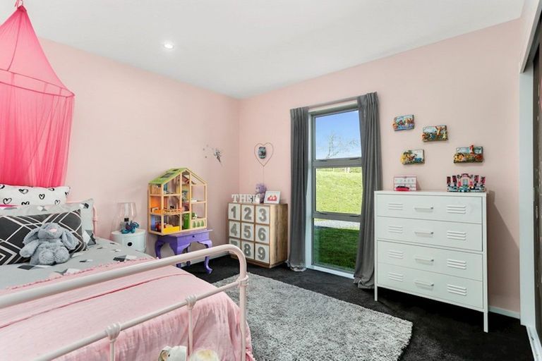 Photo of property in 173 Top Road, Dairy Flat, Albany, 0792