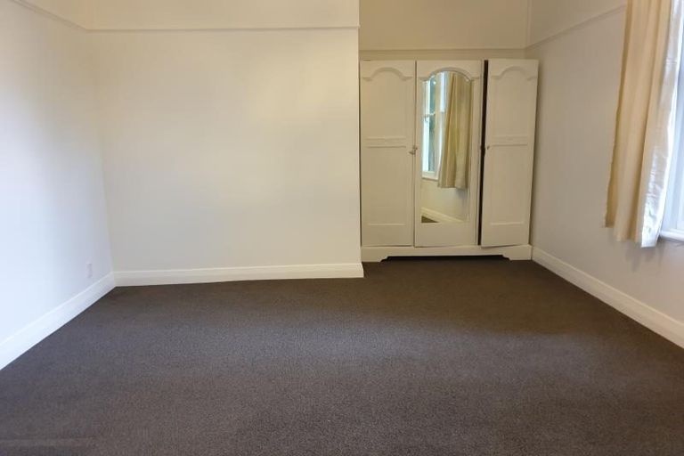 Photo of property in 119 Glenmore Street, Kelburn, Wellington, 6012