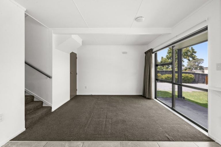 Photo of property in 1210 Howard Street, Parkvale, Hastings, 4122