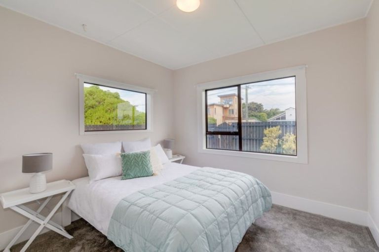 Photo of property in 20 Effingham Street, North New Brighton, Christchurch, 8083