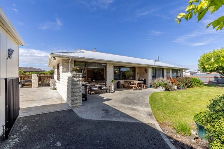 Photo of property in 8 Merlin Place, Gore, 9710