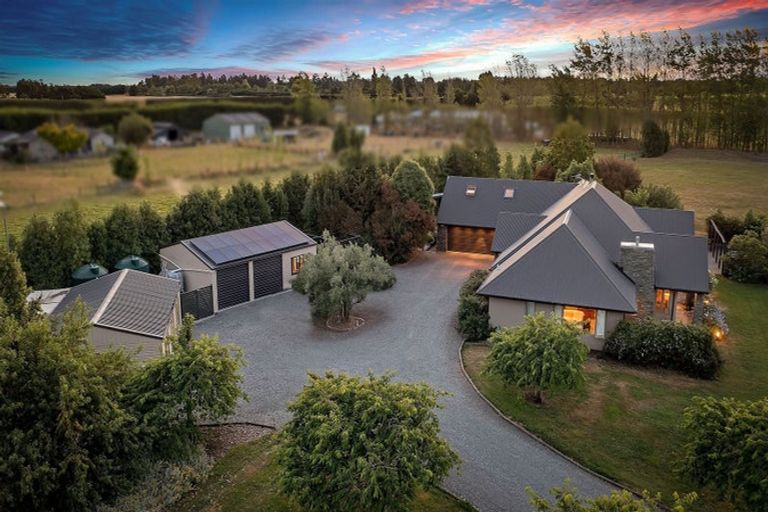 Photo of property in 2/1314 West Coast Road, West Melton, Christchurch, 7671