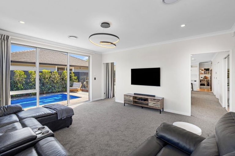 Photo of property in 16 Augustine Drive, Aidanfield, Christchurch, 8025